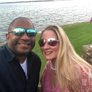 Meet your Posher, Traci